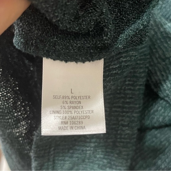 Francesca’s Mi Ami Open Back Wrap Green long sleeve Sweater Dress Sz L - Picture 4 of 4